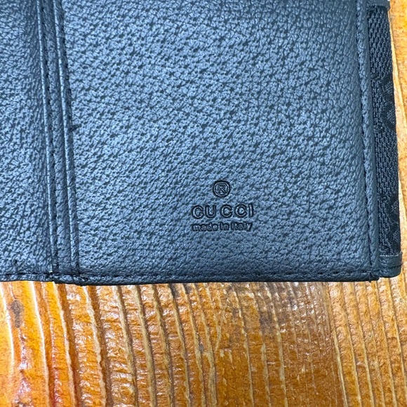 Faux vintage Gucci Black Monogram Wallet - Picture 4 of 5